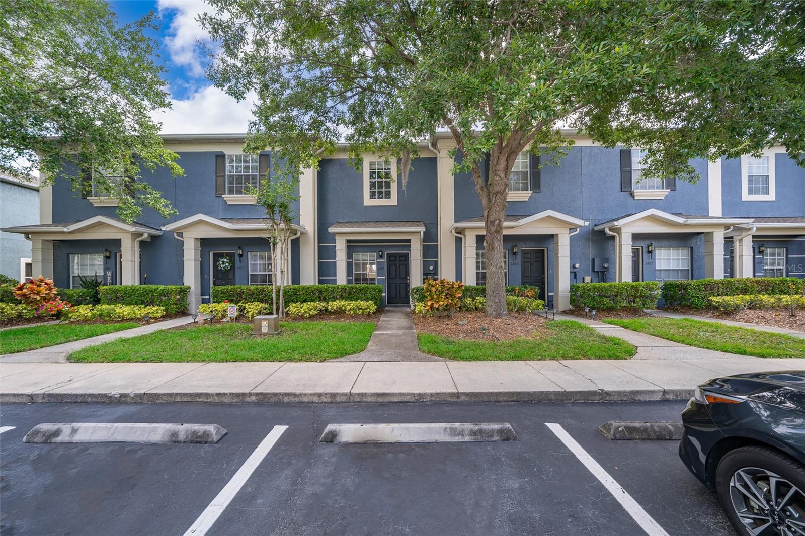 VICTORIA PINES CONDO PHS 19, 20 AND 21 - Residential Lease