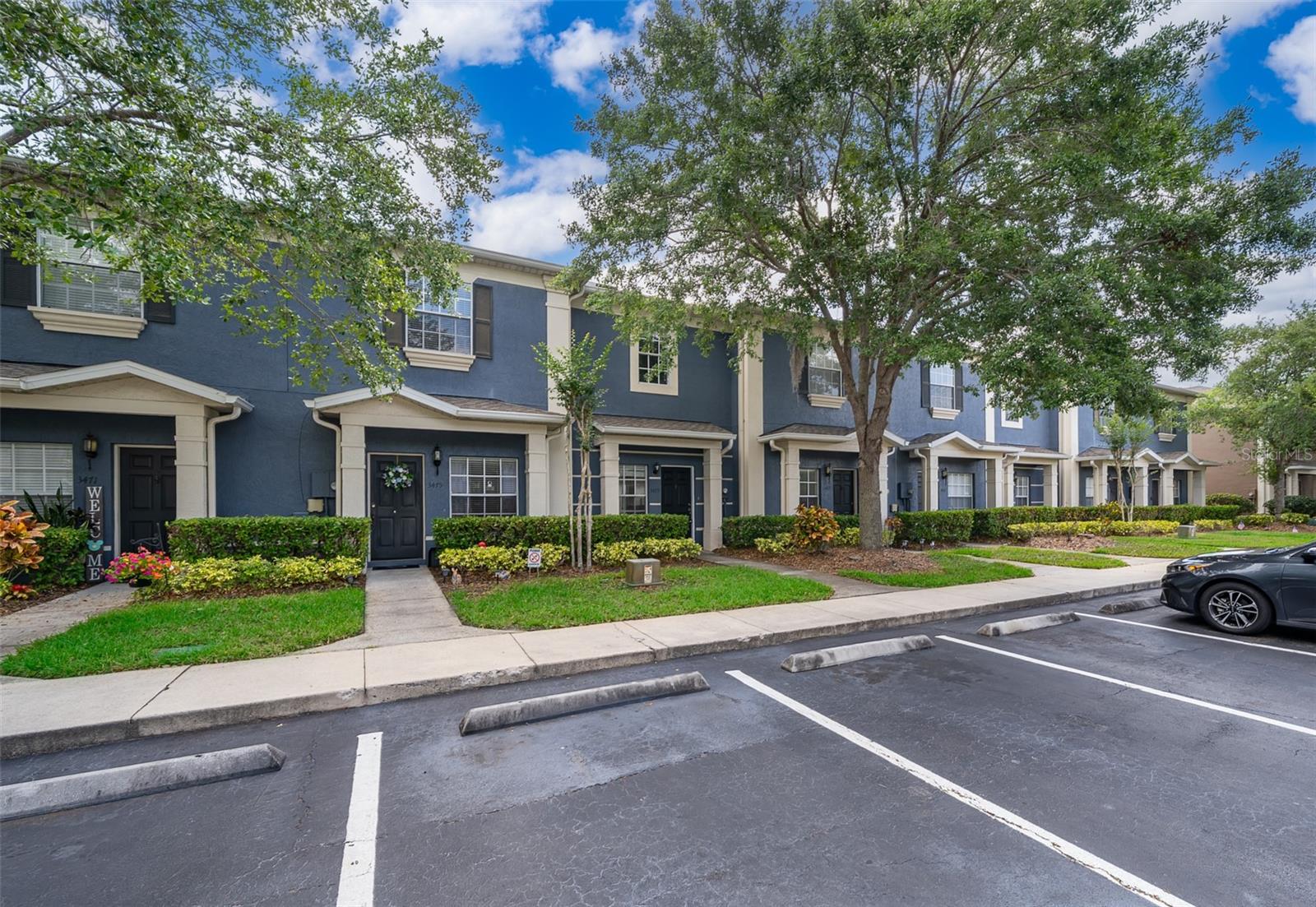 VICTORIA PINES CONDO PHS 19, 20 AND 21 - Residential Lease