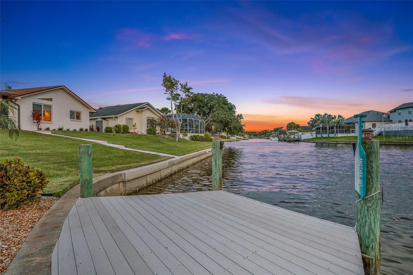 33 CRYSTAL BAY COURT