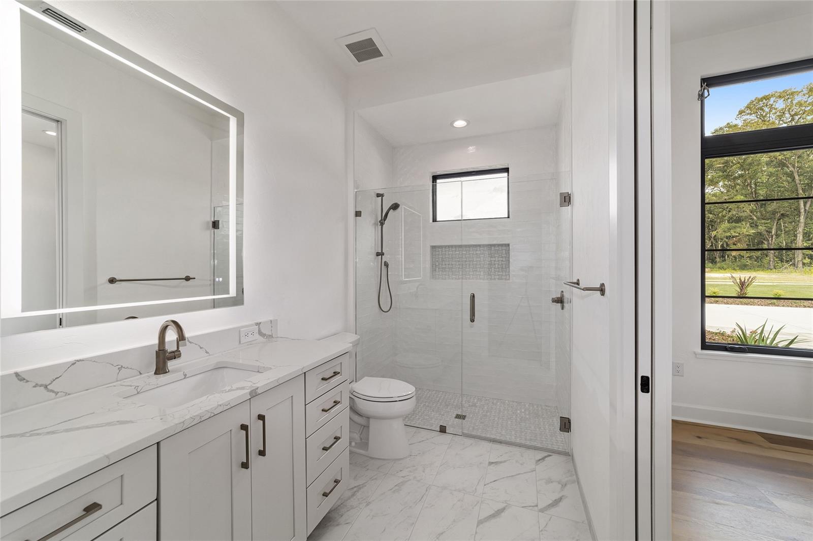 OAKMONT - Residential