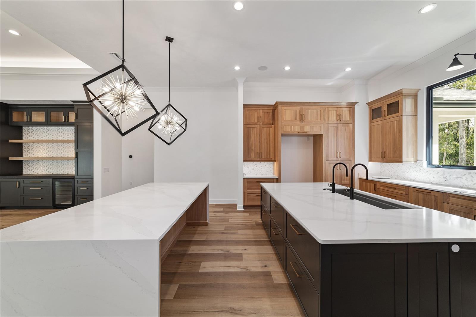 OAKMONT - Residential