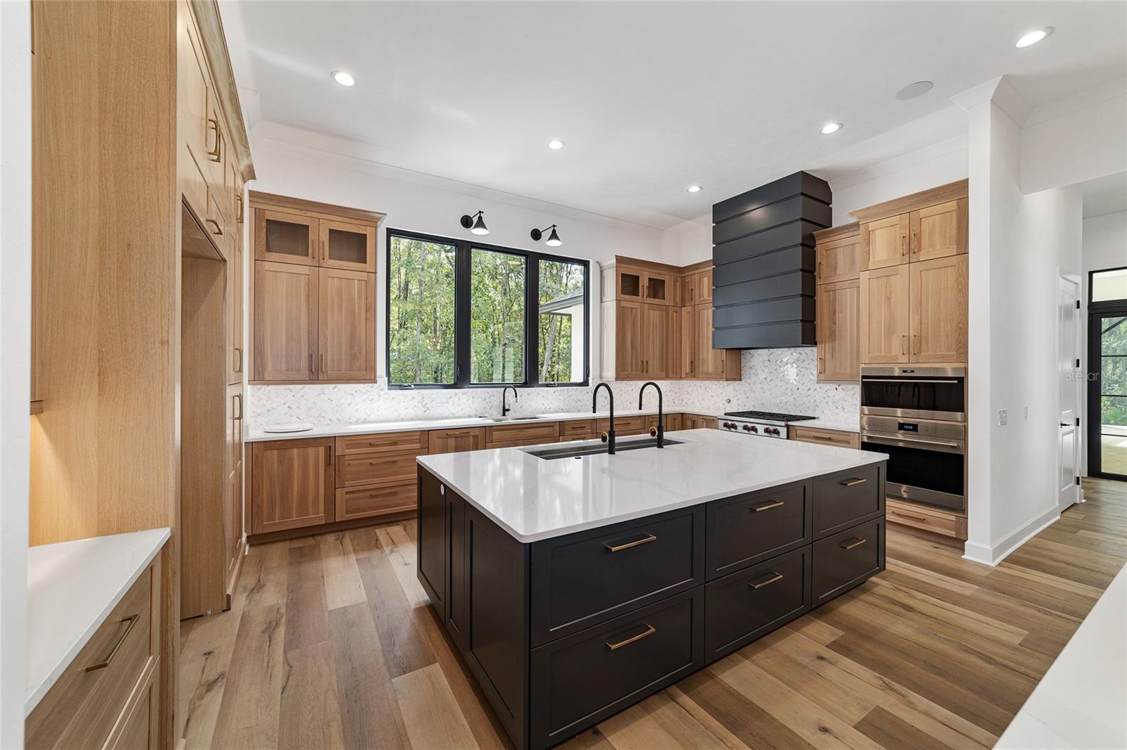 OAKMONT - Residential