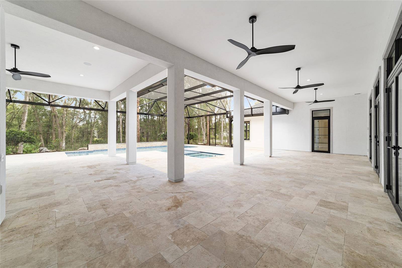 OAKMONT - Residential