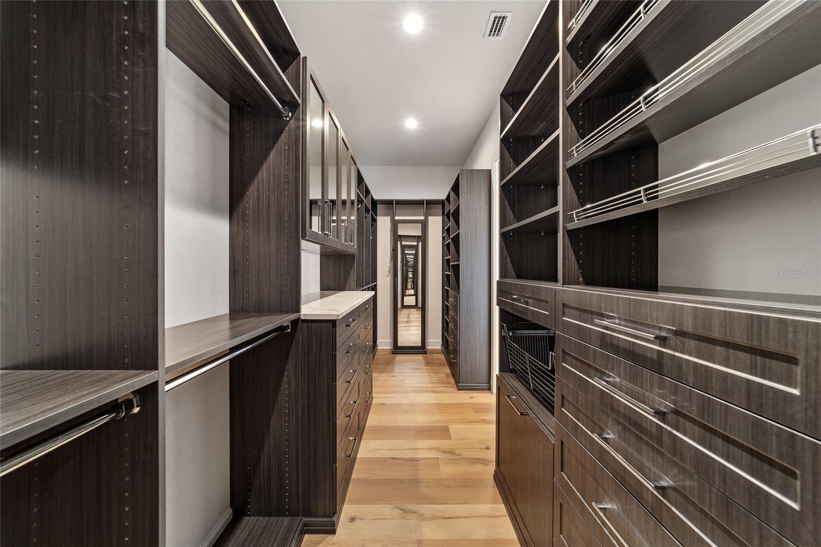 OAKMONT - Residential