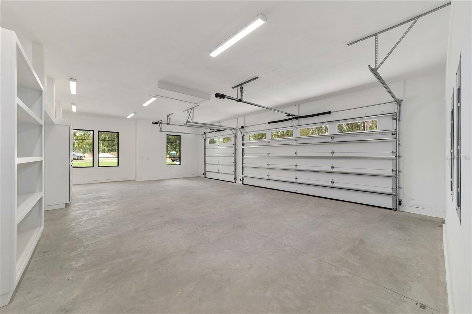 OAKMONT - Residential