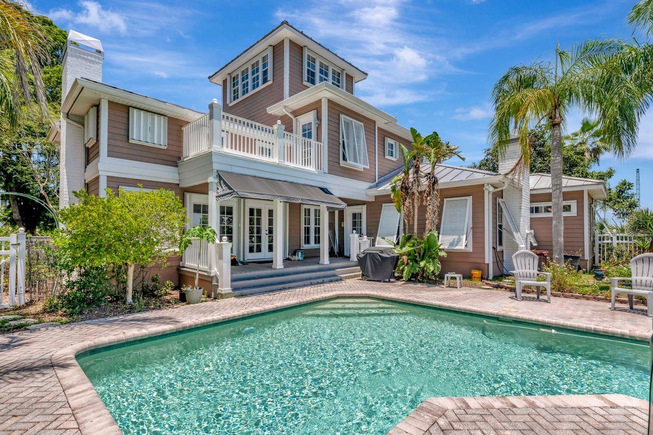 1149 MARINA DRIVE