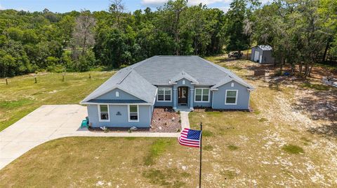 Photo of 10254 SE 118th Lane, Belleview, FL 34420 (MLS # G5113903)