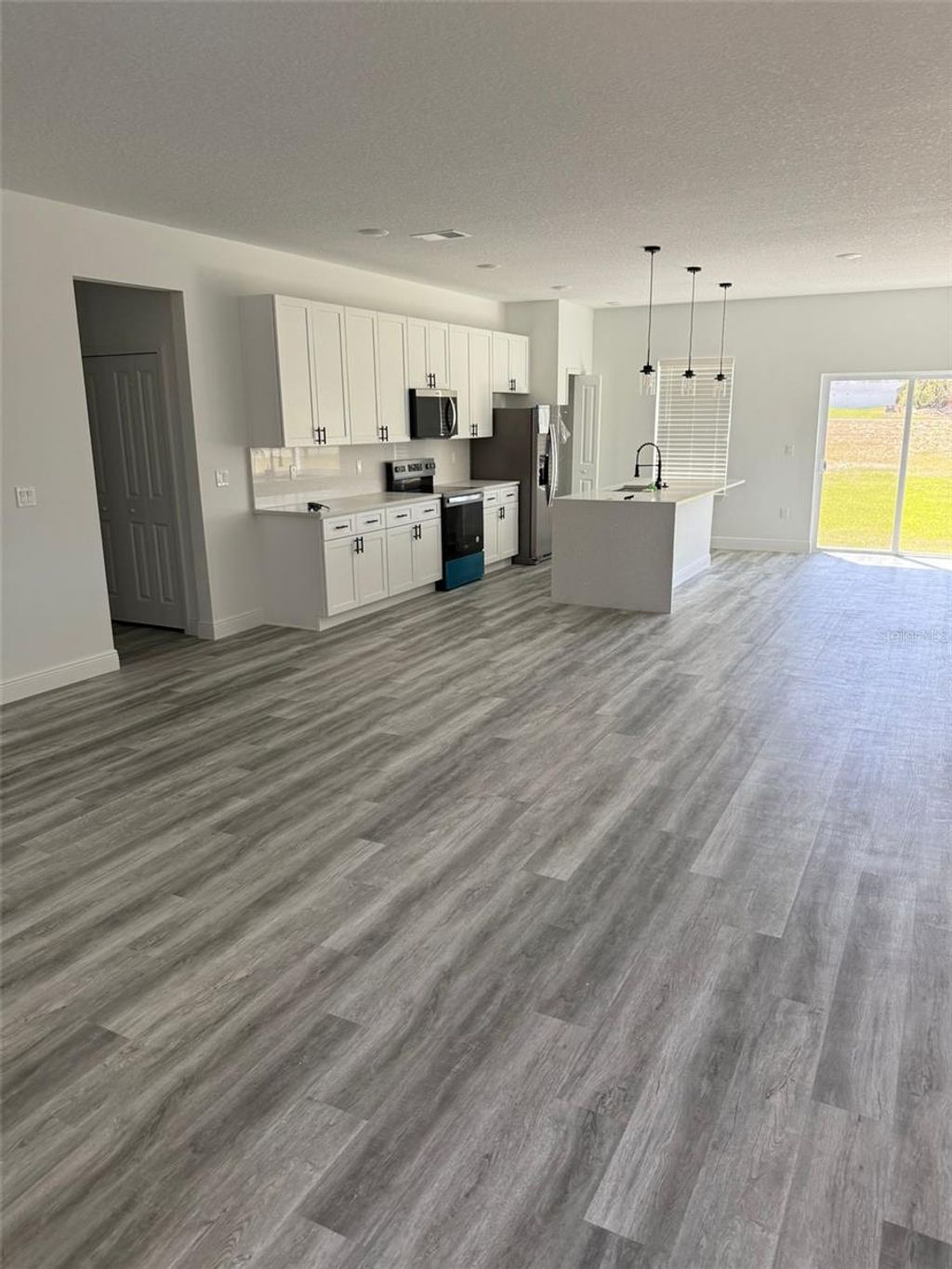 Photo of 17490 SW 27th Circle, Ocala, FL 34473 (MLS # S5148764)