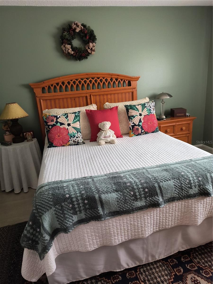 LAKES VILLAS CONDO I - Residential