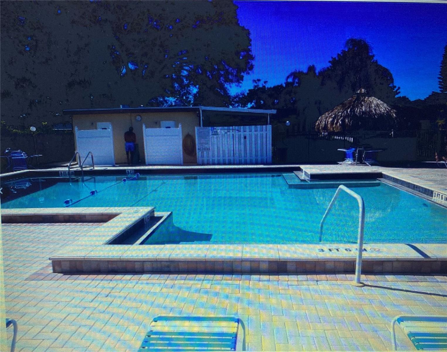 LAKES VILLAS CONDO I - Residential