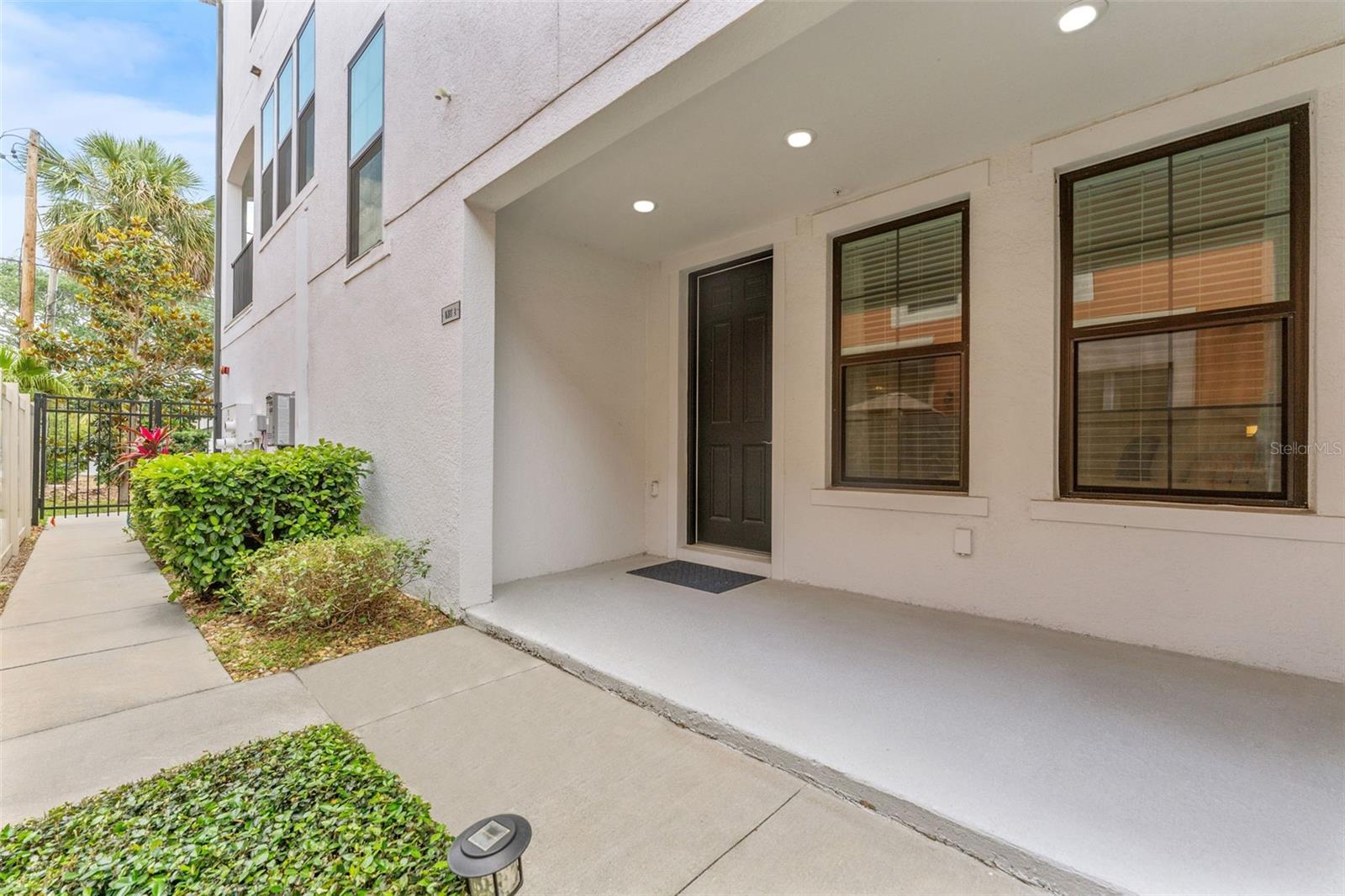 ALBANY GARDENS TWNHMS - Residential