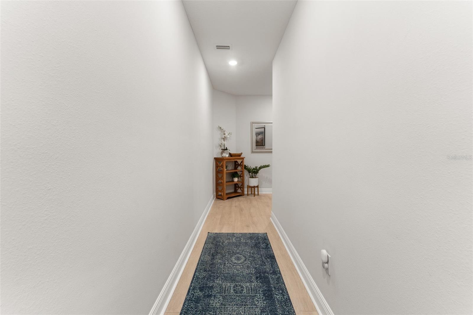 ALBANY GARDENS TWNHMS - Residential