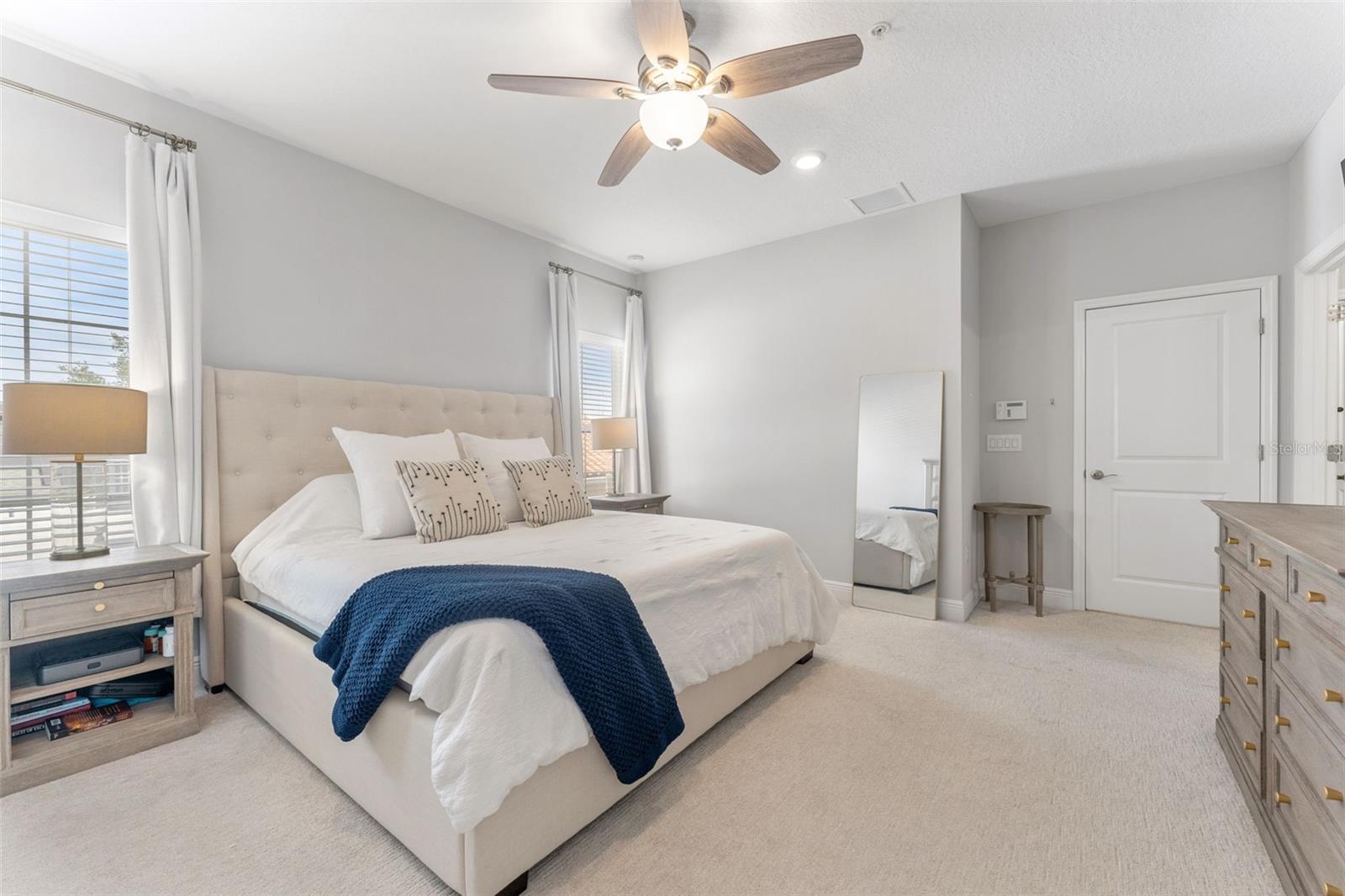 ALBANY GARDENS TWNHMS - Residential