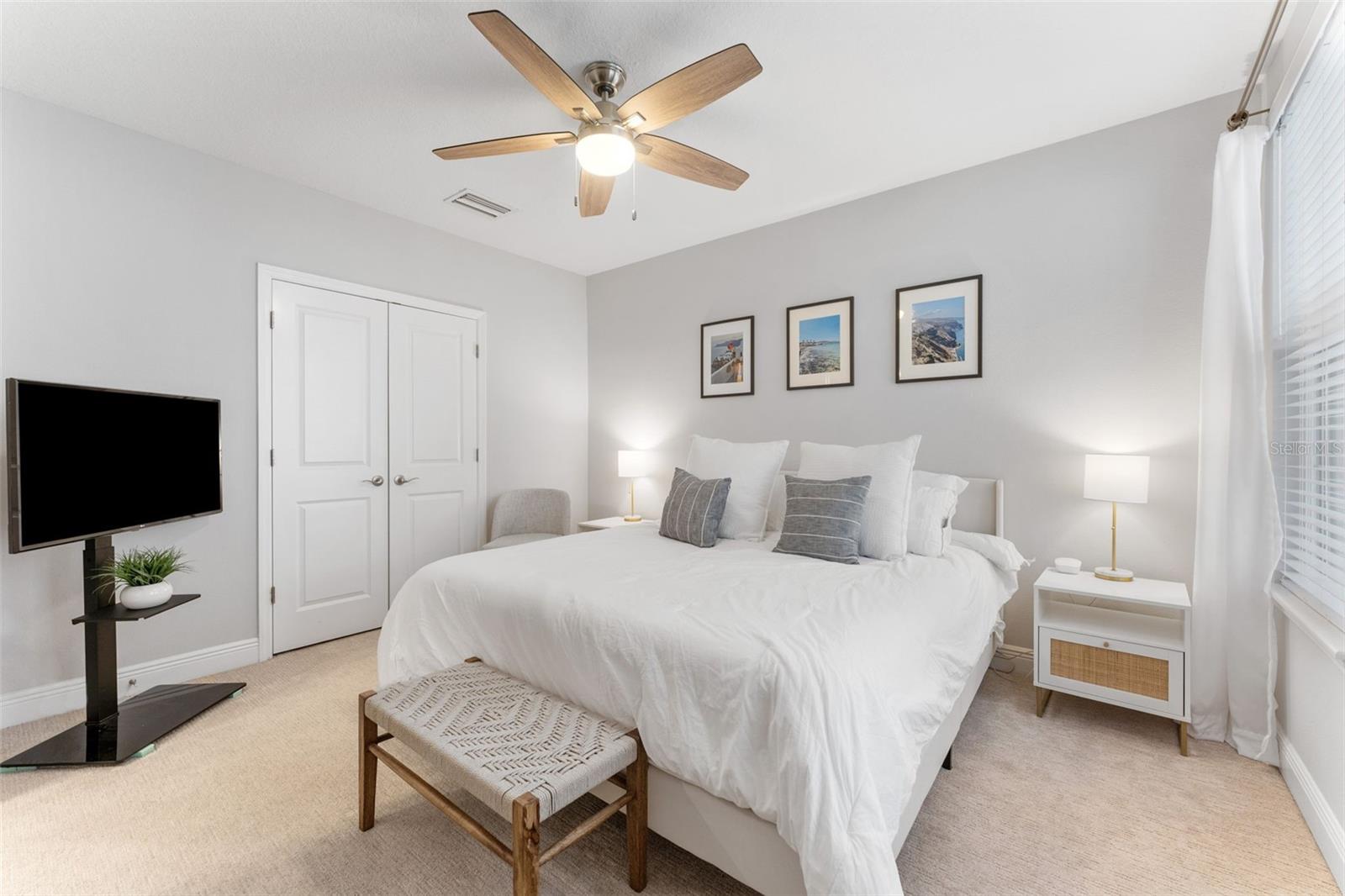 ALBANY GARDENS TWNHMS - Residential