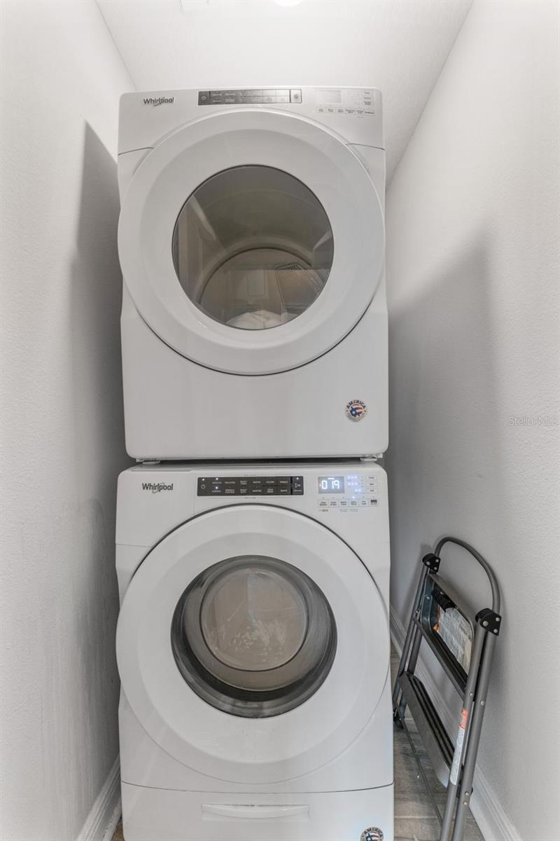 ALBANY GARDENS TWNHMS - Residential