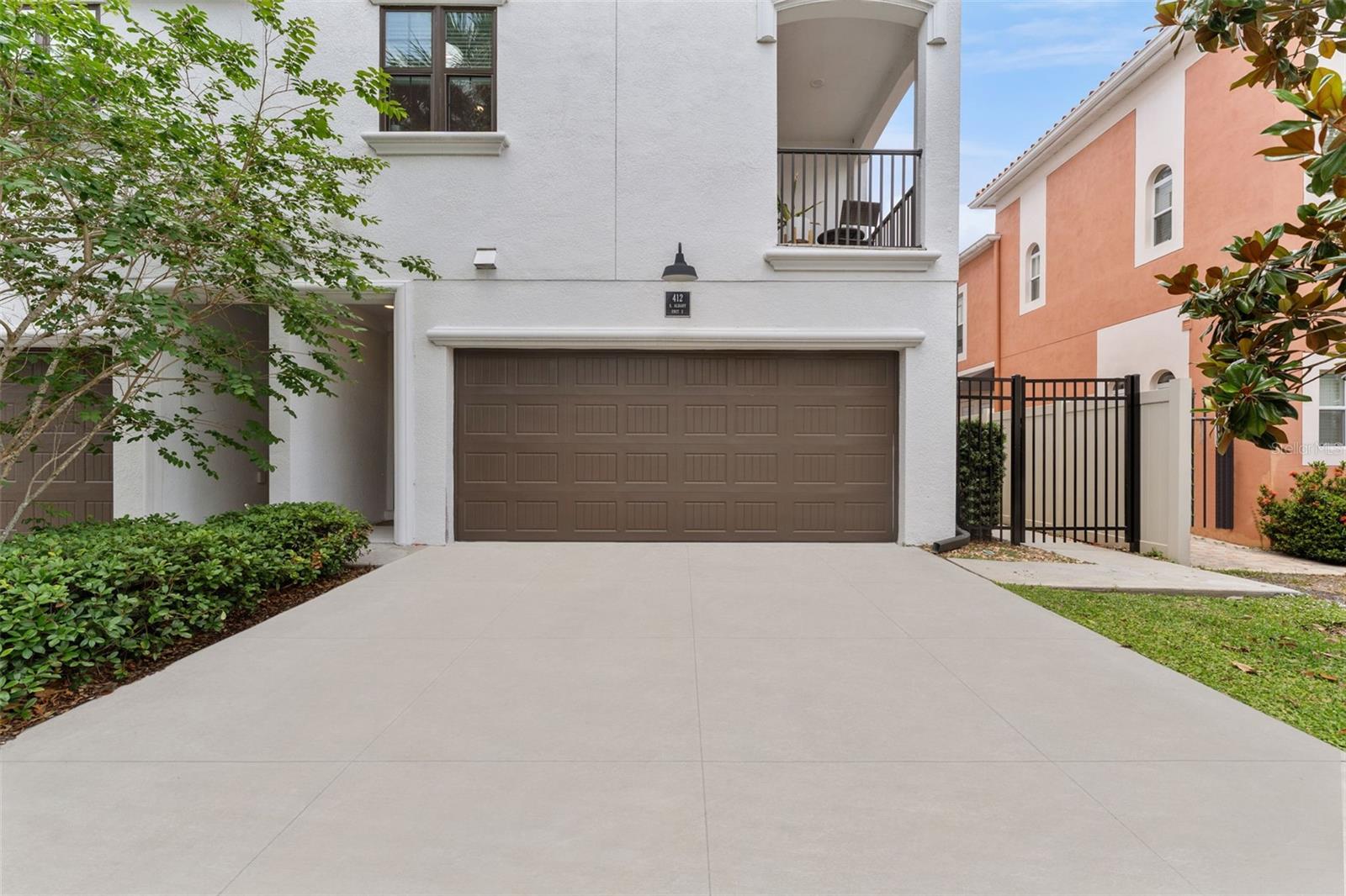 ALBANY GARDENS TWNHMS - Residential