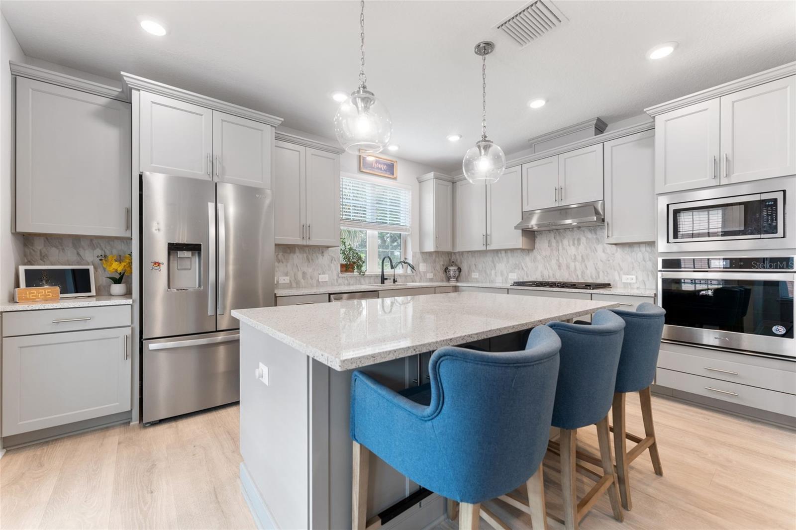 ALBANY GARDENS TWNHMS - Residential