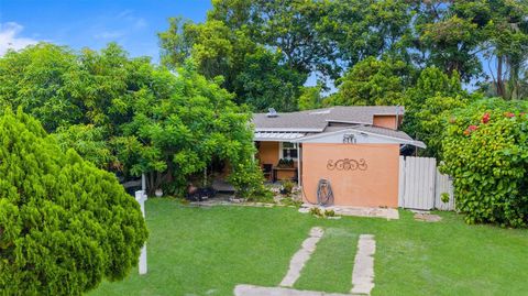 Photo of 6111 Bamboo Drive, Orlando, FL 32807 (MLS # O6343906)