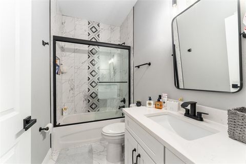 Tiny photo for 9 Middleground Road, Ocala, FL 34482 (MLS # OM708071)