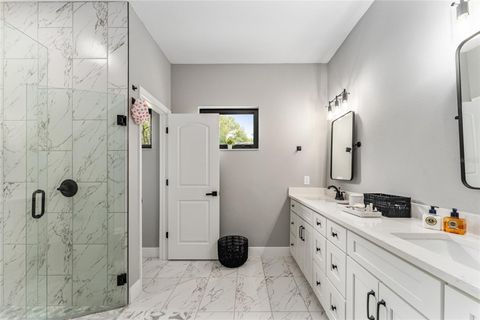 Tiny photo for 9 Middleground Road, Ocala, FL 34482 (MLS # OM708071)