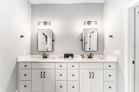 Tiny photo for 9 Middleground Road, Ocala, FL 34482 (MLS # OM708071)