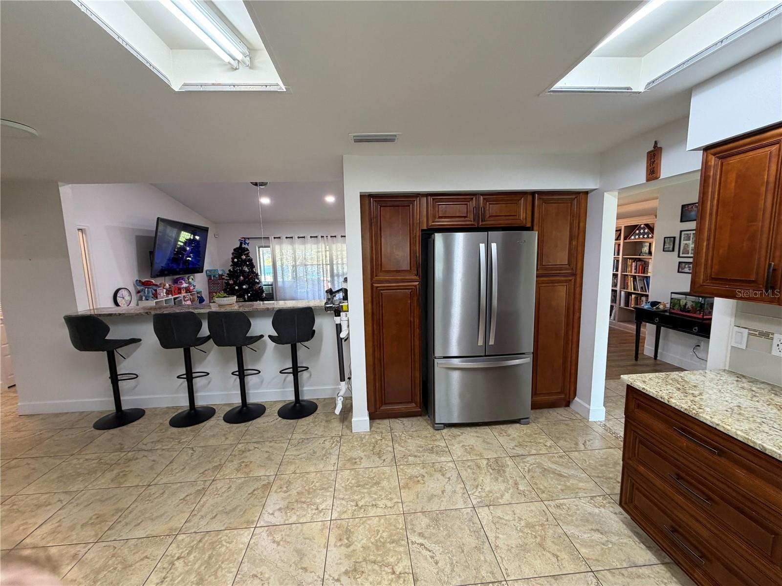 LIVINGSTON UNIT II B - Residential