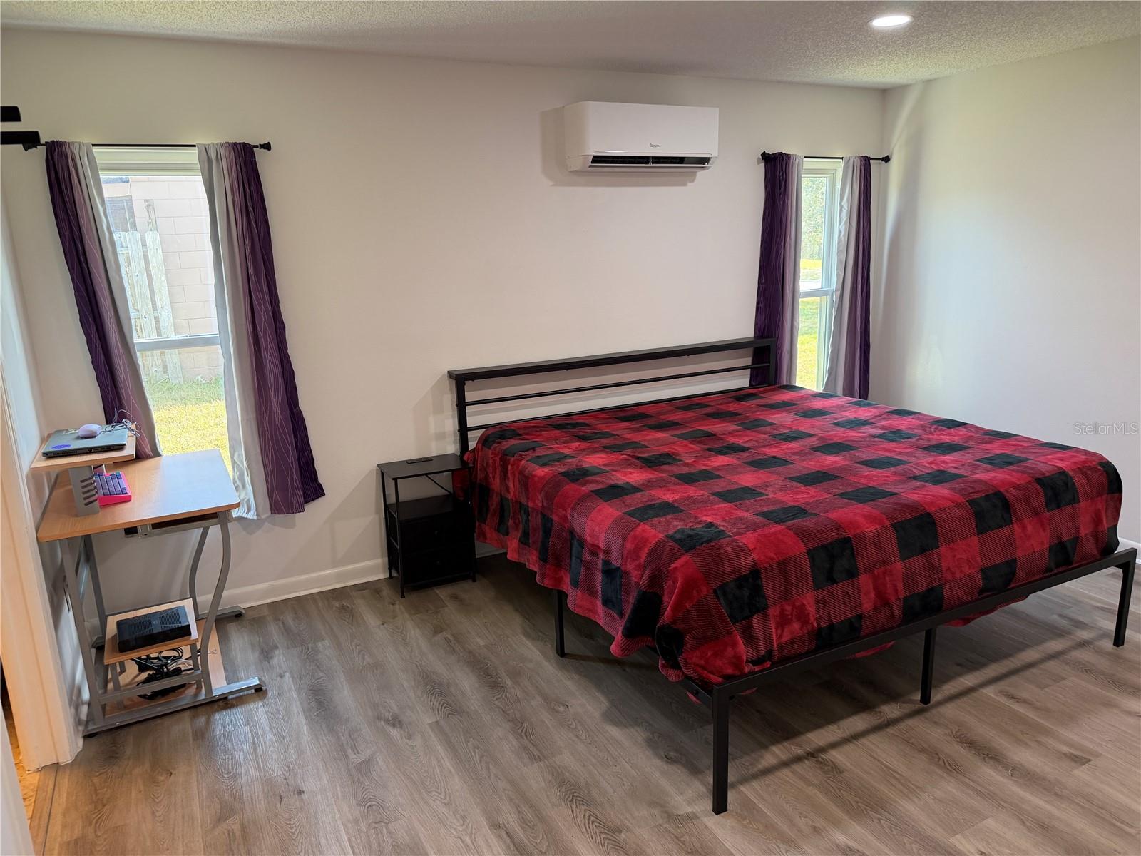 LIVINGSTON UNIT II B - Residential