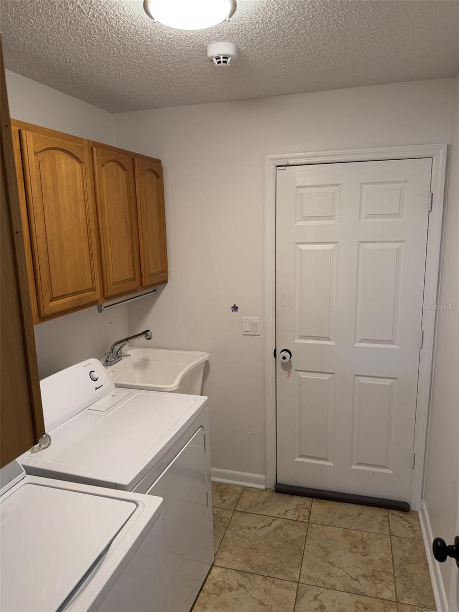 LIVINGSTON UNIT II B - Residential