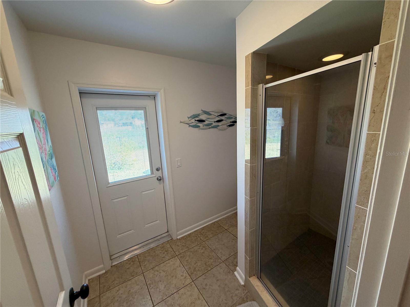 LIVINGSTON UNIT II B - Residential