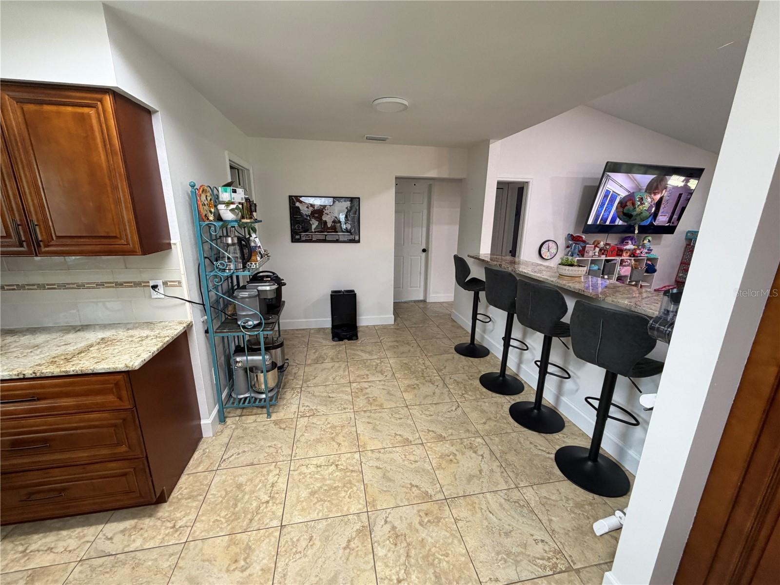 LIVINGSTON UNIT II B - Residential