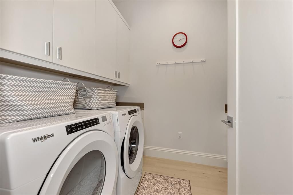 THE PEARL - Residential