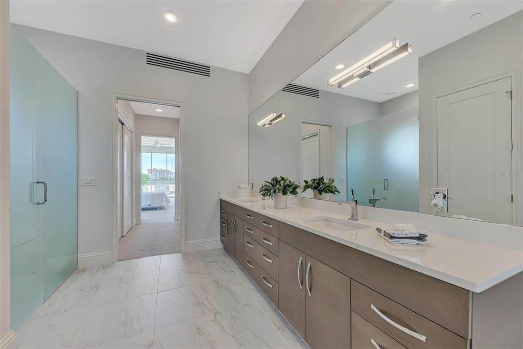 THE PEARL - Residential