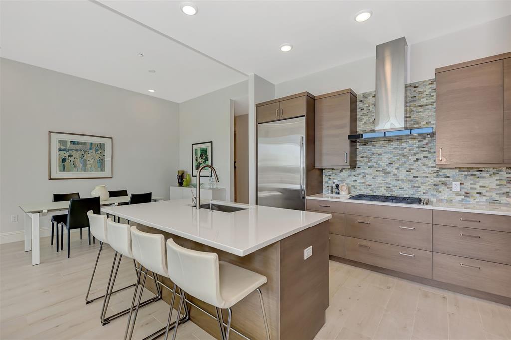 THE PEARL - Residential