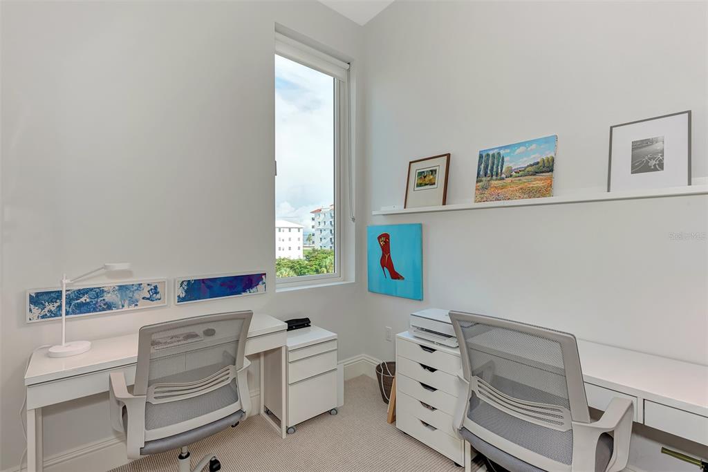 THE PEARL - Residential