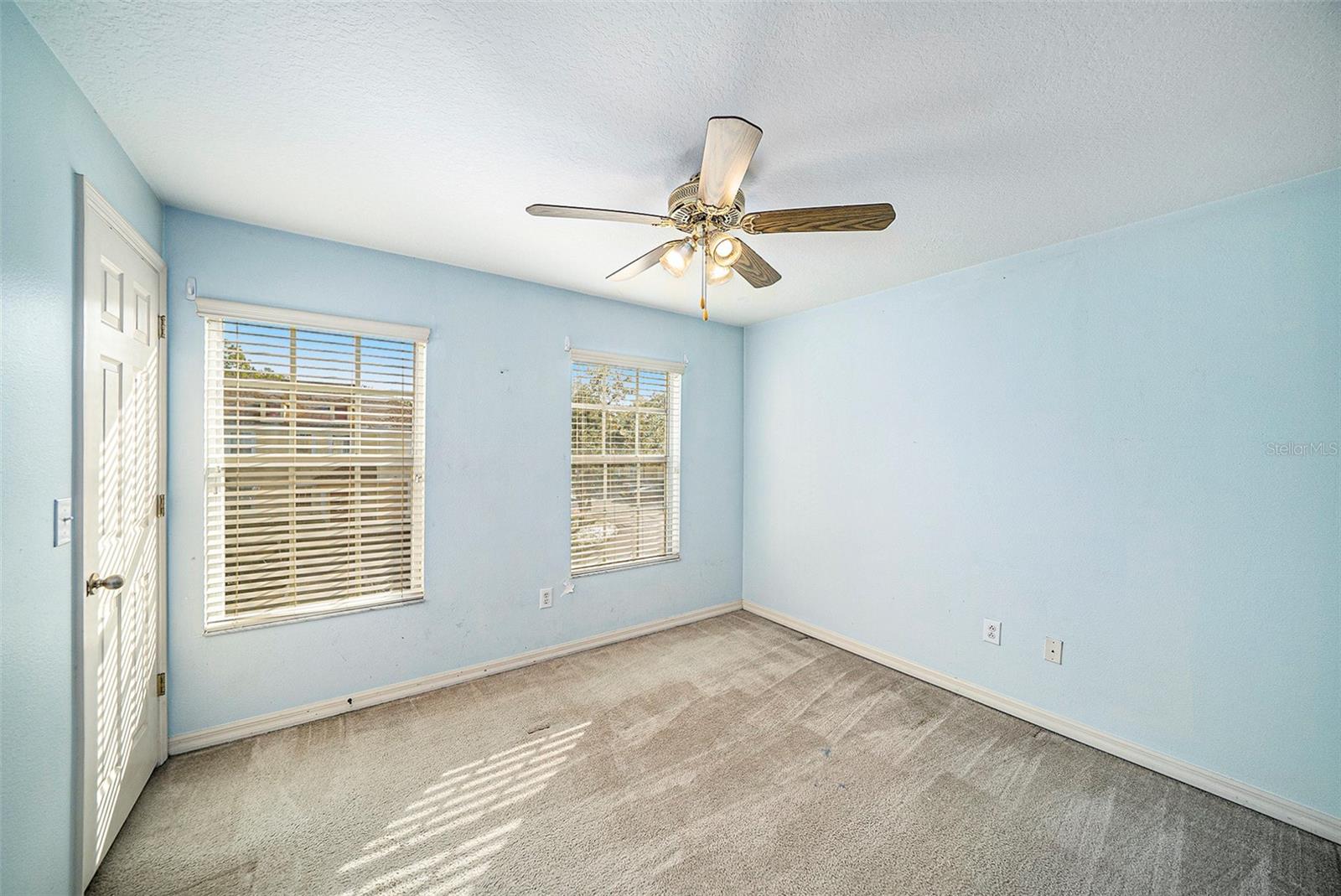 LAS PALMAS TWNHMS - Residential