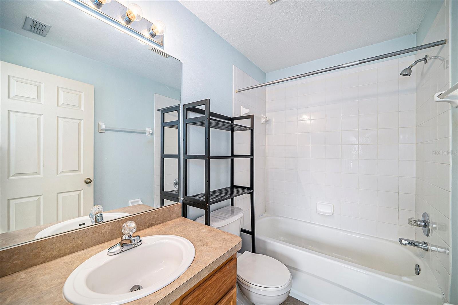 LAS PALMAS TWNHMS - Residential