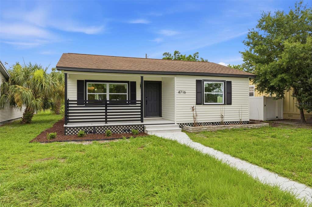 Photo of 4716 17th Avenue N, St Petersburg, FL 33713 (MLS # TB8535153)