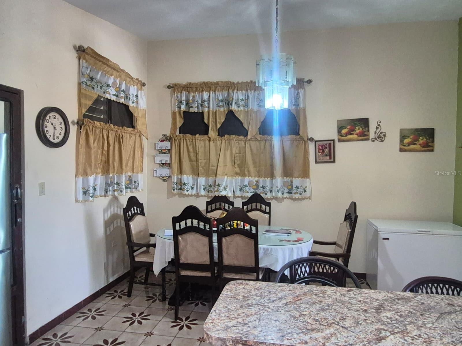 CALLE JOSÉ HERNÁNDEZ - Residential