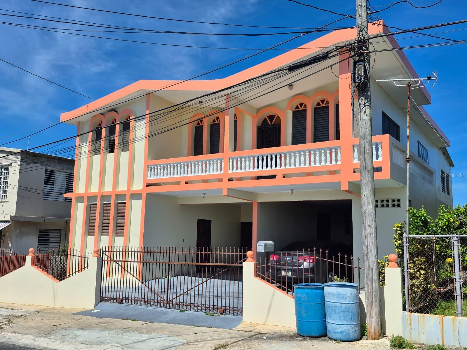 #55A CALLE JOSÉ HERNANDEZ