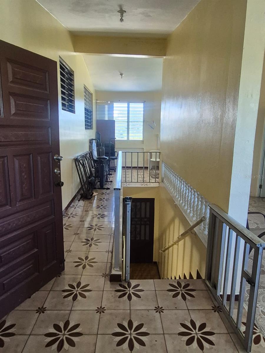 CALLE JOSÉ HERNÁNDEZ - Residential