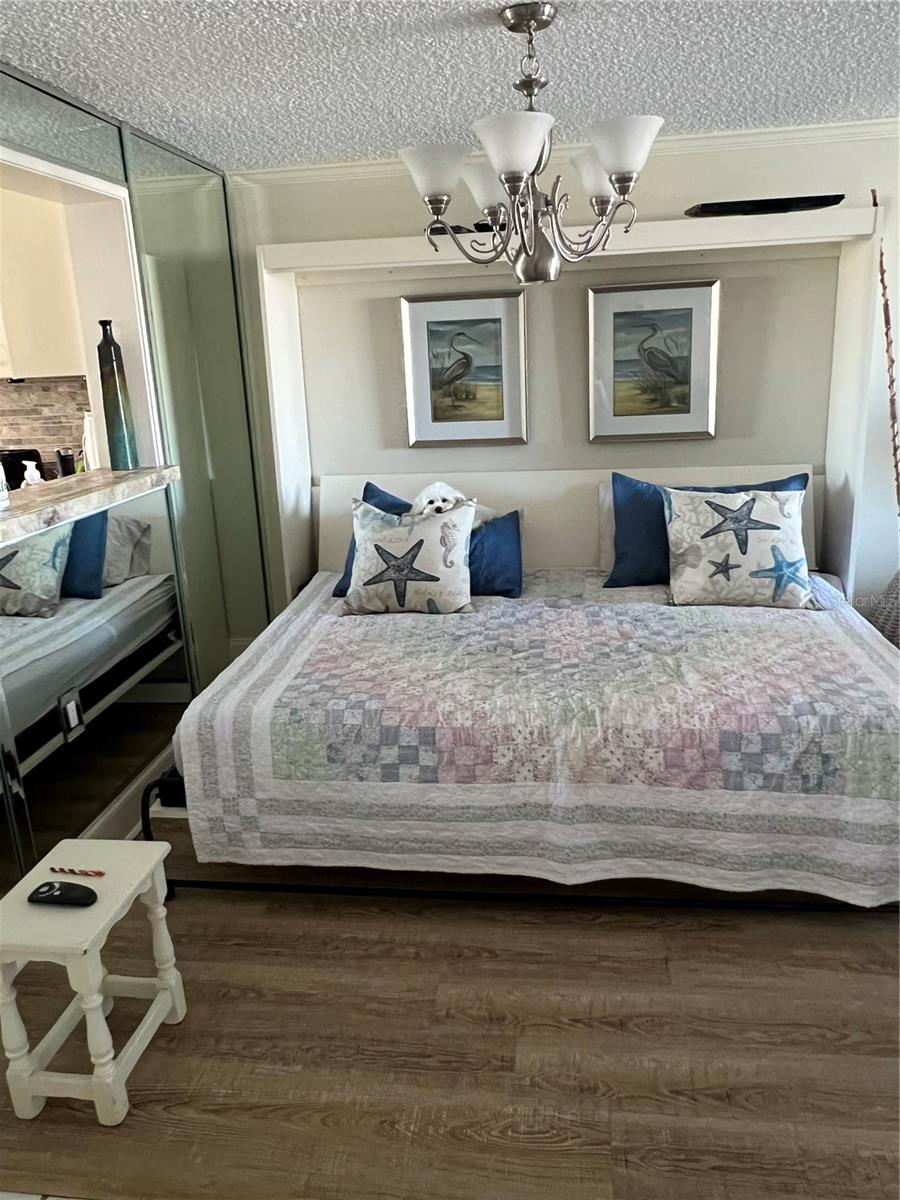 BAY ISLAND GROUP 14 - Residential