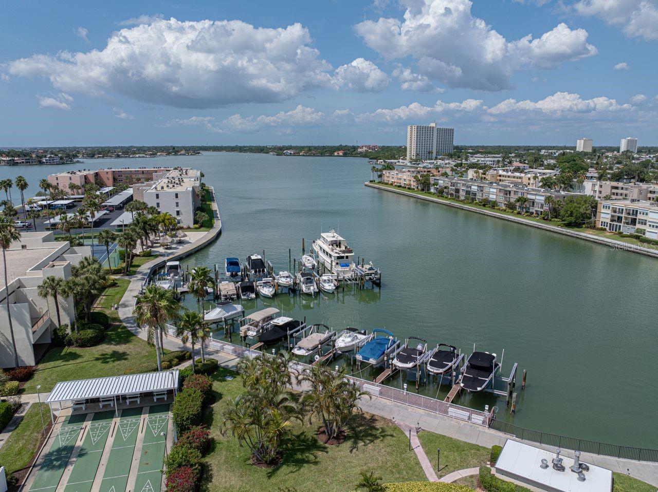 BAY ISLAND GROUP 14 - Residential