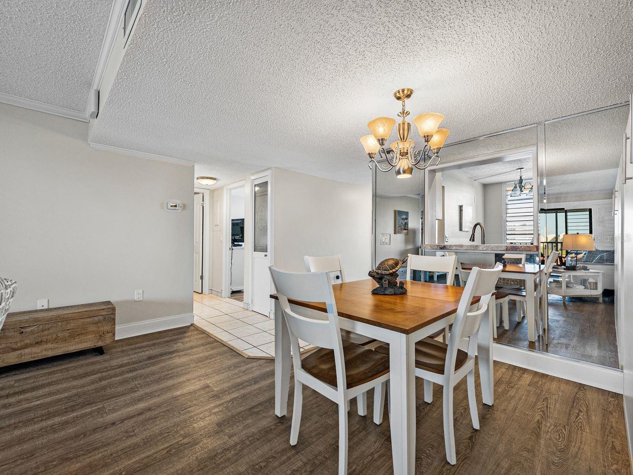 BAY ISLAND GROUP 14 - Residential