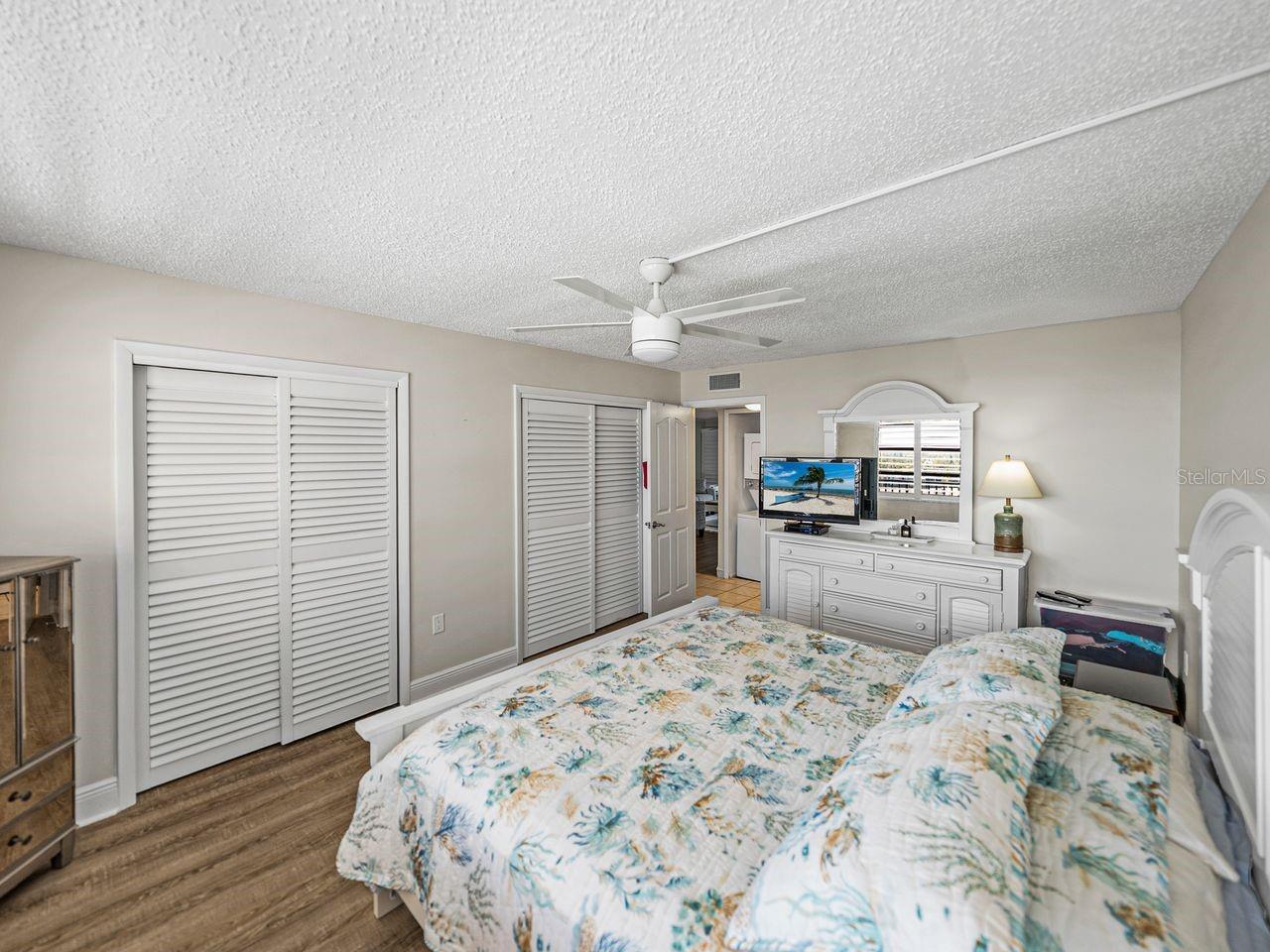 BAY ISLAND GROUP 14 - Residential