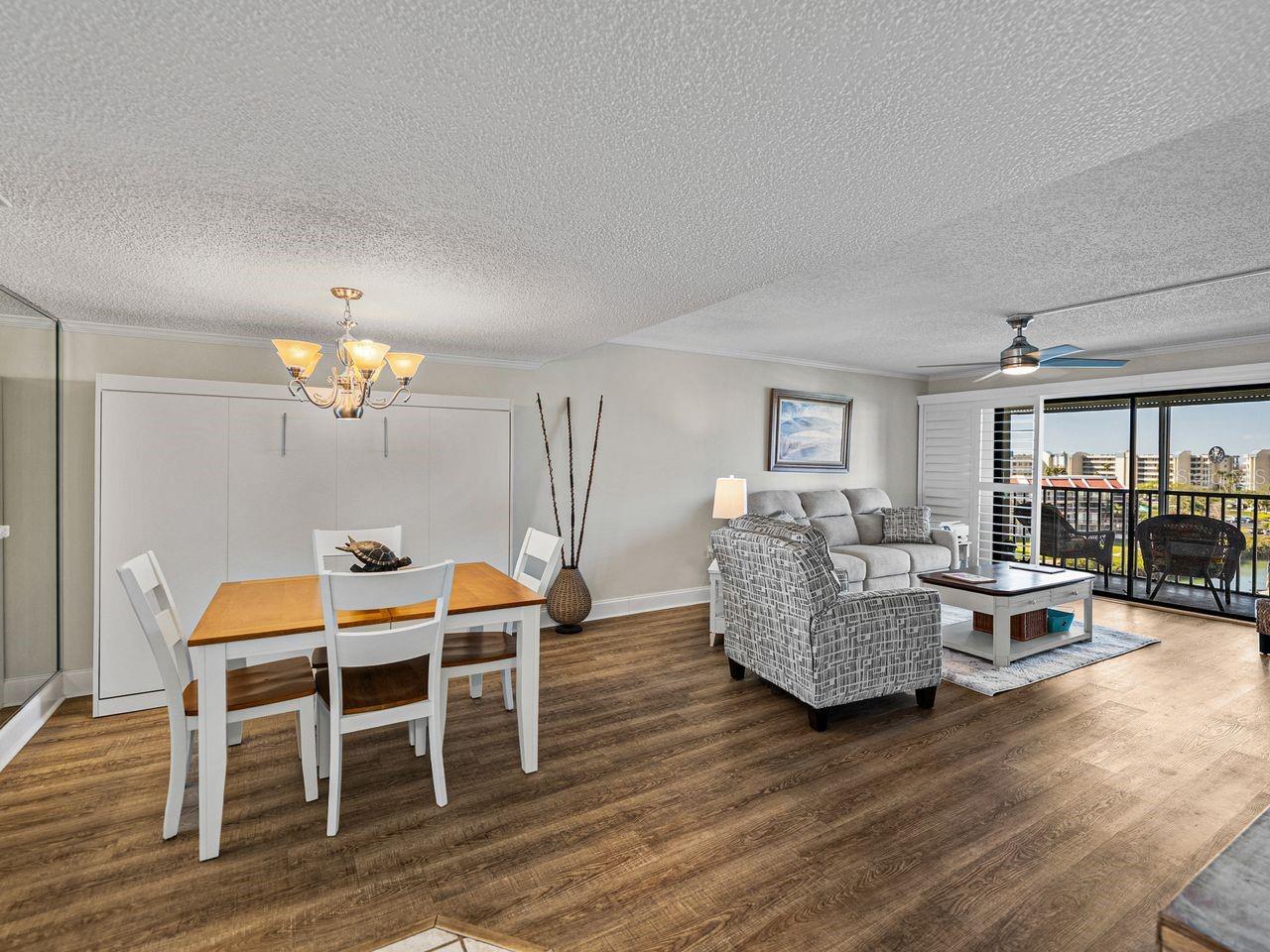 BAY ISLAND GROUP 14 - Residential