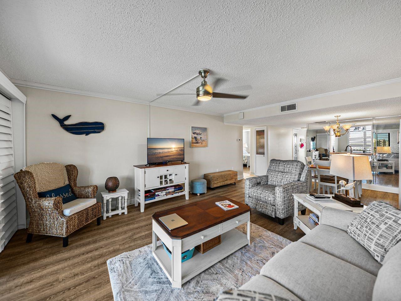 BAY ISLAND GROUP 14 - Residential