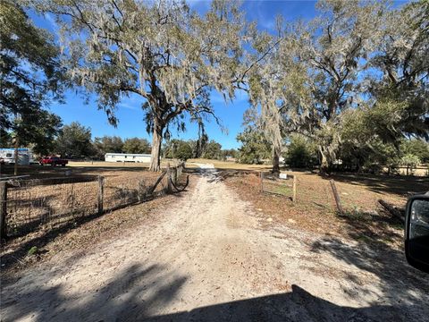 2469 NE 165TH STREET CITRA FL 32113