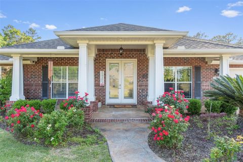 A home in NAVARRE