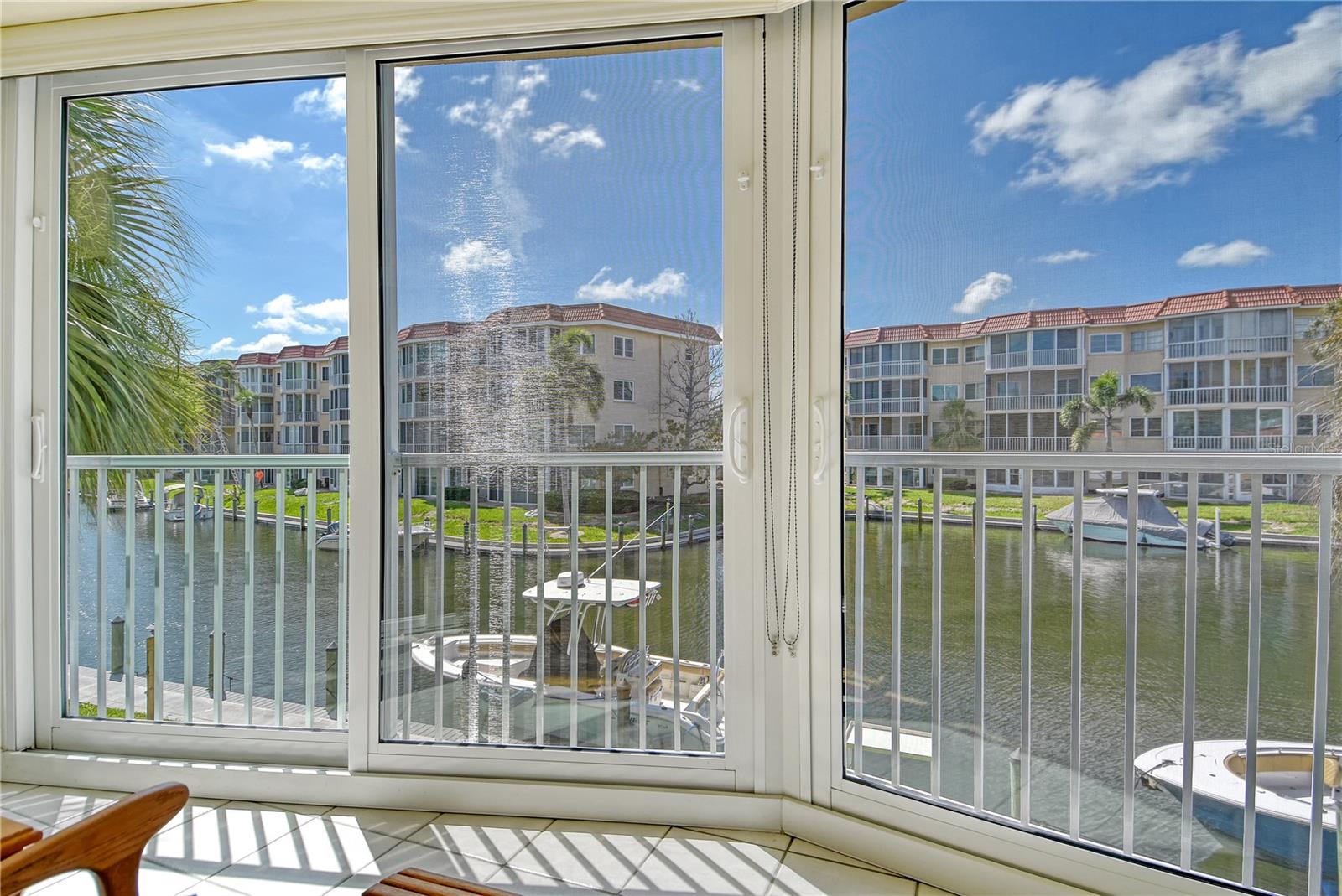 SIESTA HARBOR II - Residential