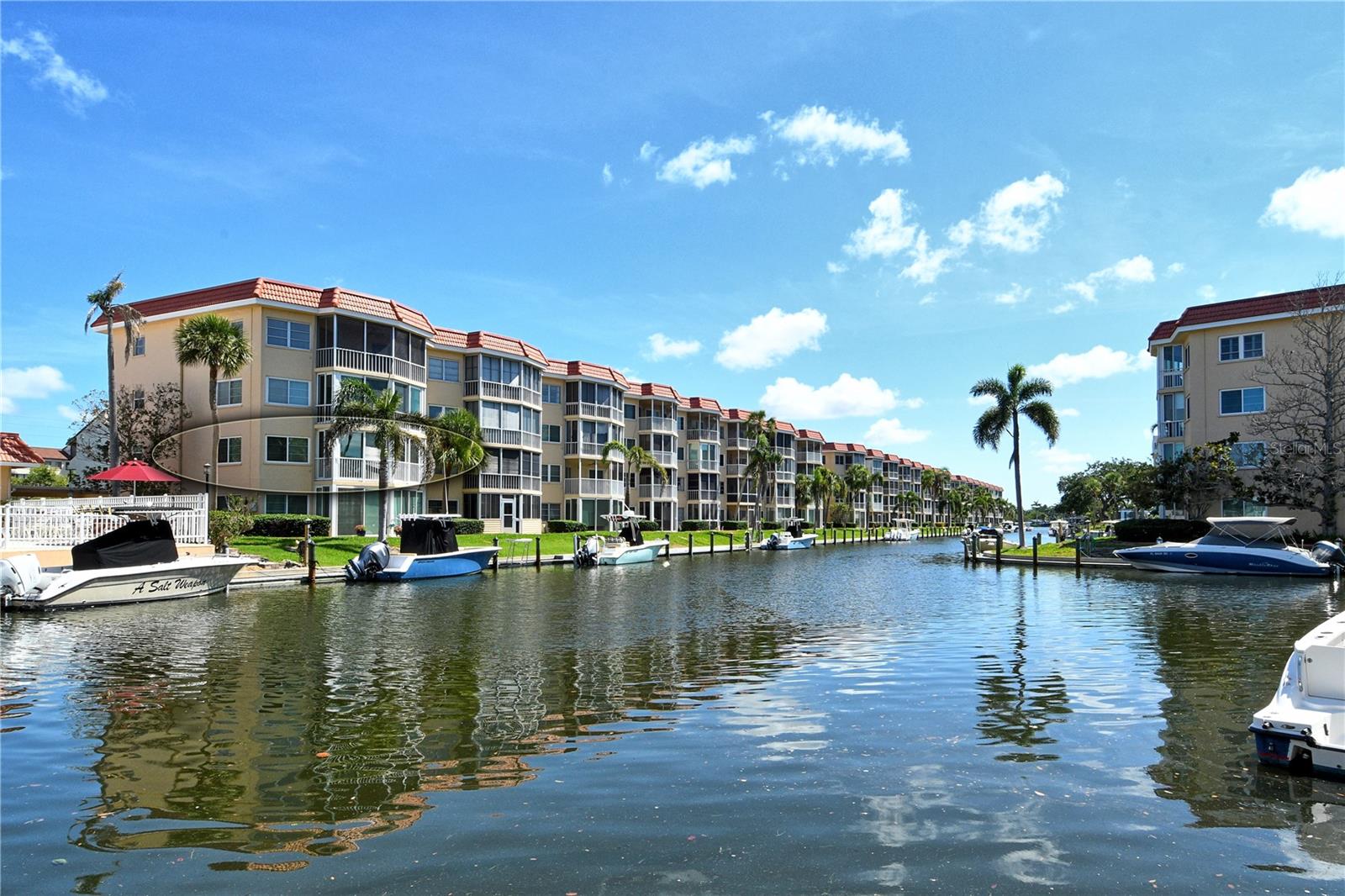 SIESTA HARBOR II - Residential